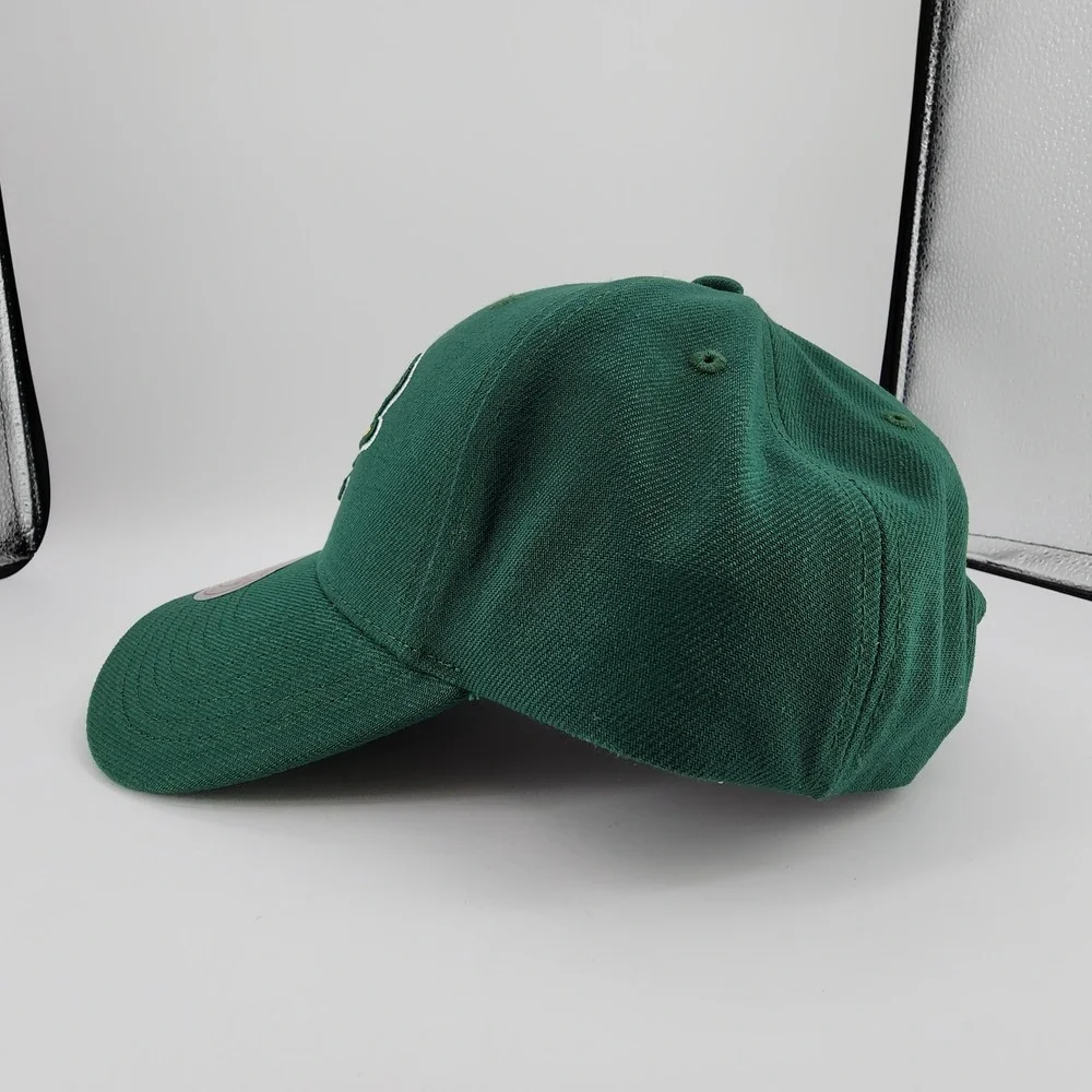 Mitchell & Ness Oakland Athletics Hat Mens OSFA Green Elephant Logo Snapback NEW